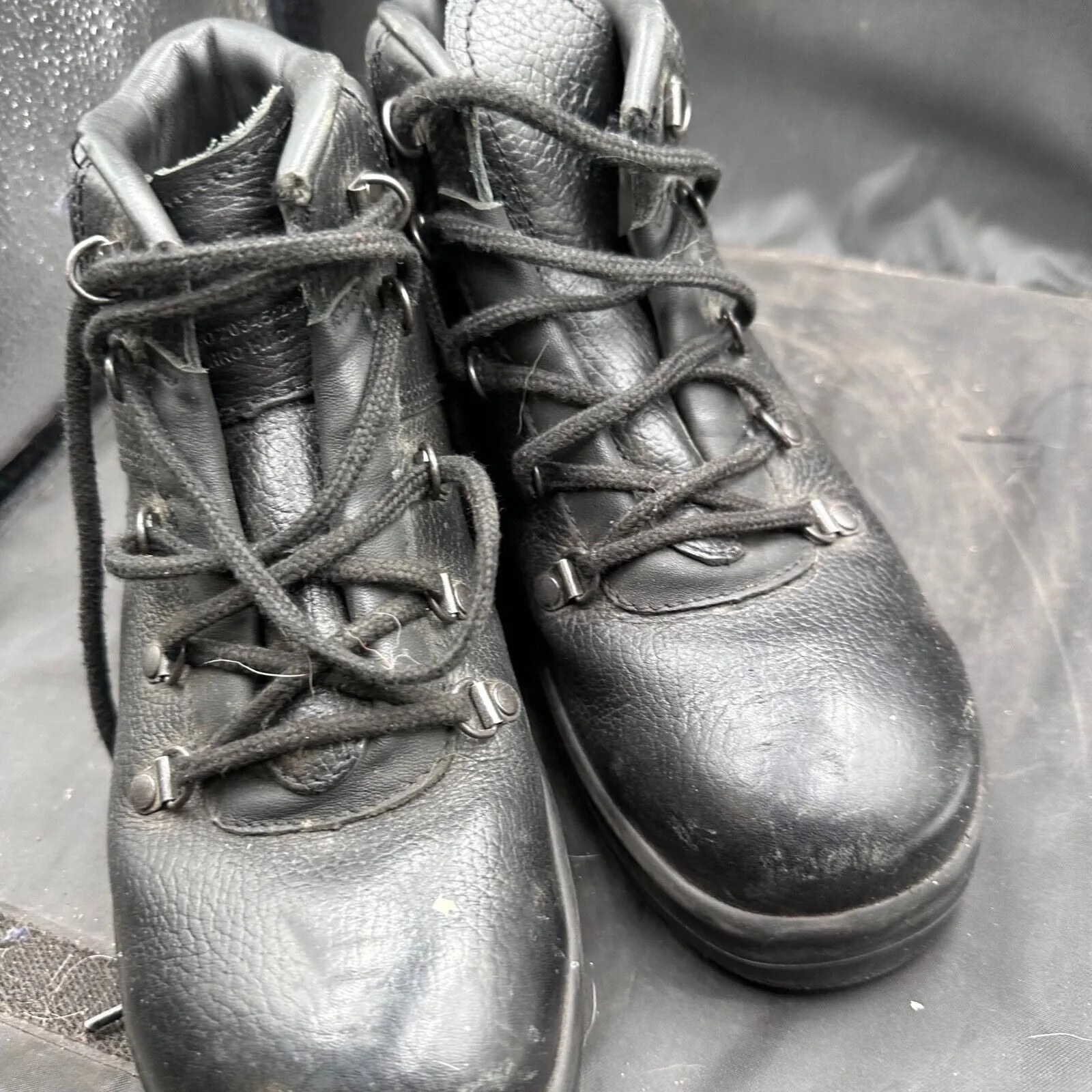 British Army Black Leather Duty Combat Boots - Modell 3 - Size EU 37 UK 4.5