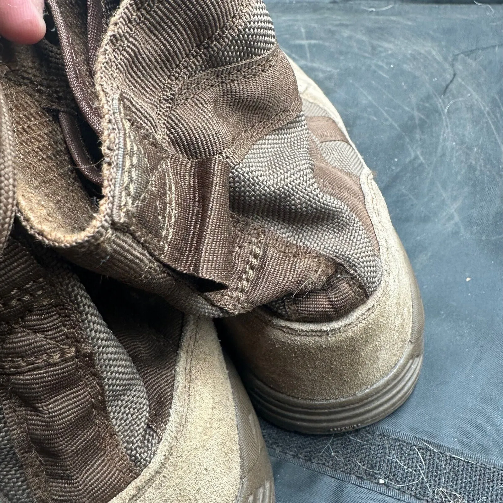 British Army Brown Leather MAGNUM High Top Combat Boots - Size EU 41 - UK 7M